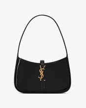 Load image into Gallery viewer, Mini le 5 à 7 in patent leather