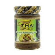 Thai Heritage Basil C Garlic Stir Fry Paste 220ml